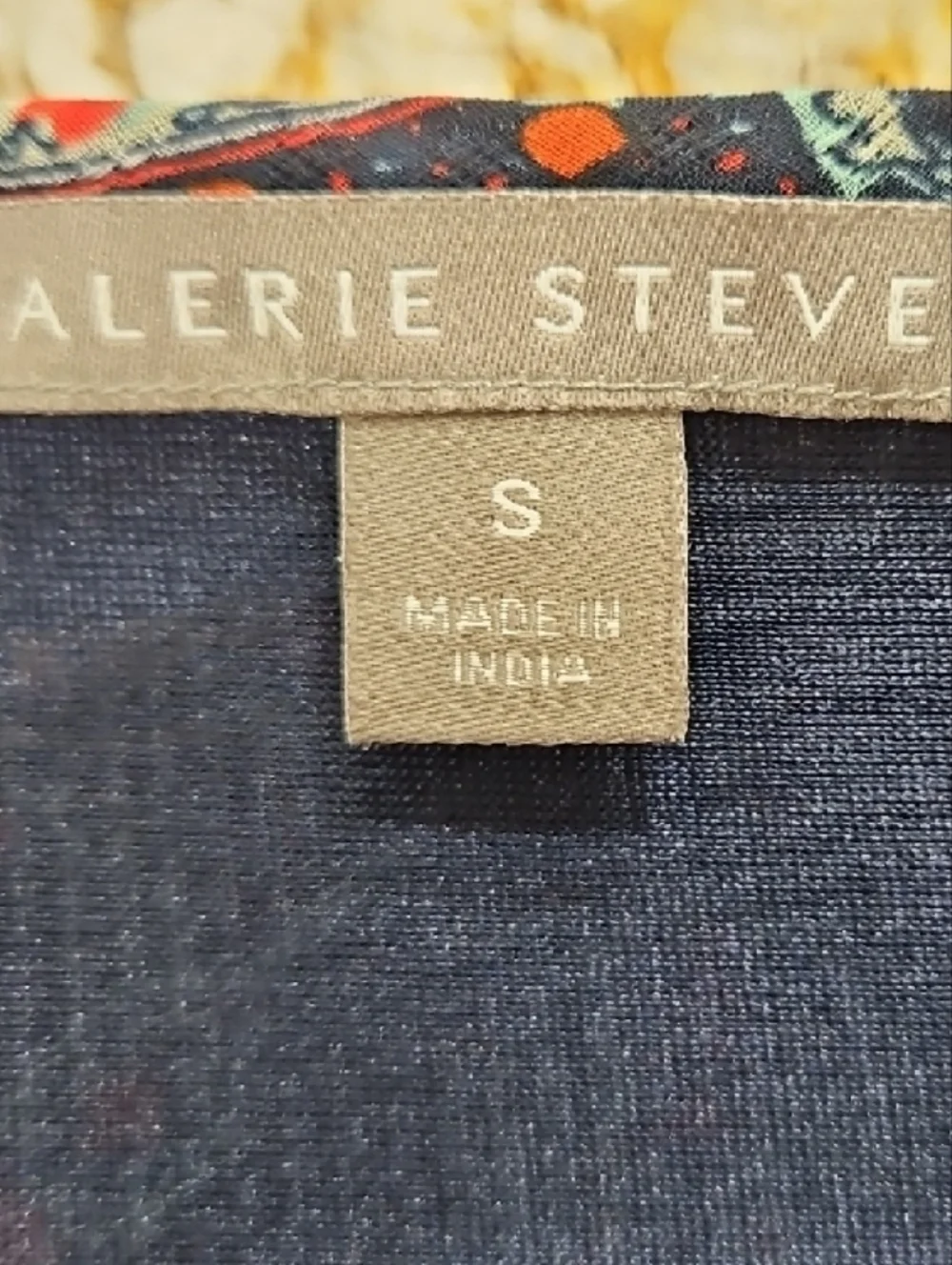 Valerie Stevens Navy Floral Trim Top - Picture 2 of 5